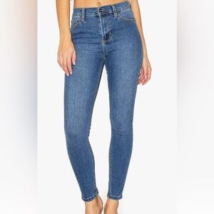 Celebrity Pink Women's Juniors High Rise Stretchy Skinny Jeans Sz 9/29